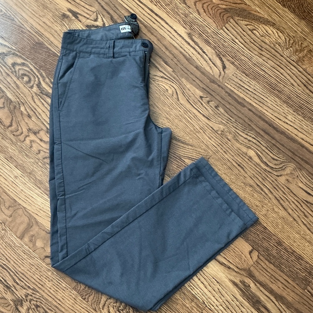Travis Mathew Men's Slate Gray Chinos